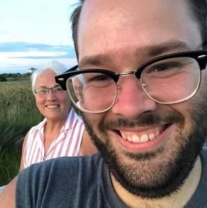 Meet your Posher, Jonathan